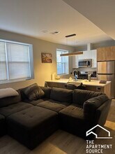 1855 N Whipple St, Unit g in Chicago, IL - Building Photo - Building Photo