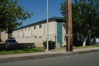 Sunshine Terrace in El Cajon, CA - Building Photo - Building Photo