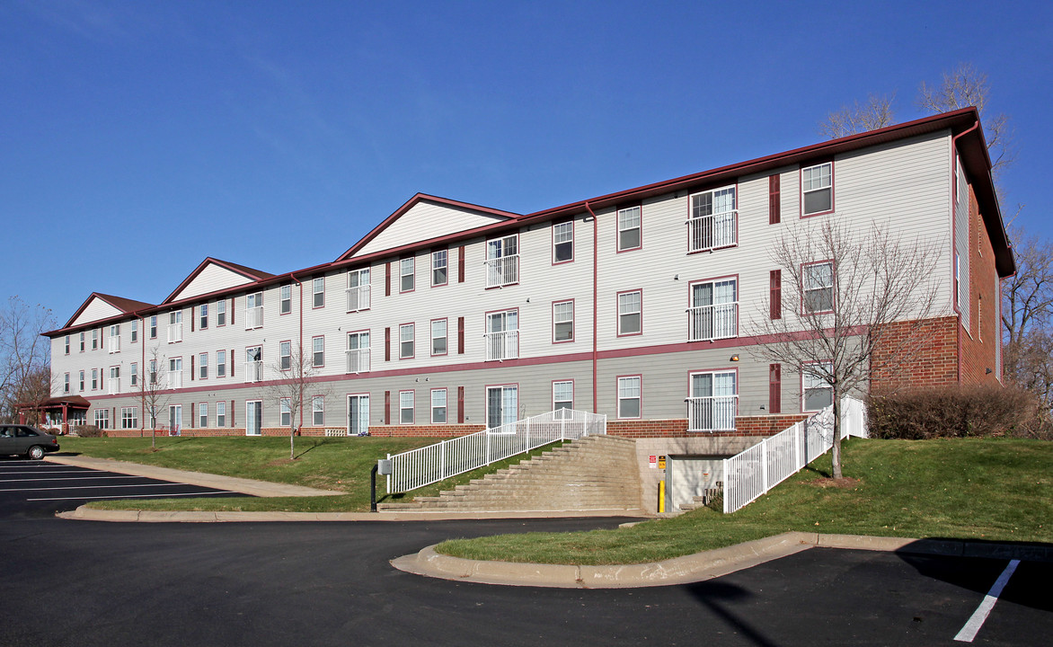 Sibley Cove in Maplewood, MN - Building Photo