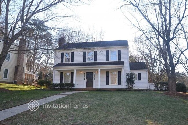 property at 900 Wishing Well Ln