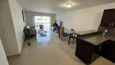 15205 NE 6th Ave in Miami, FL - Building Photo - Building Photo