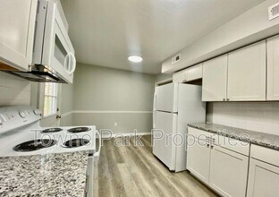 8-9 Rita Ct in North Augusta, SC - Building Photo - Building Photo
