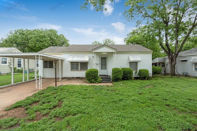 property at 2938 Hunter St