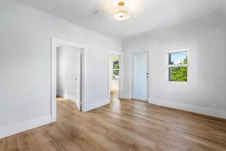 414 33rd St in West Palm Beach, FL - Building Photo - Building Photo