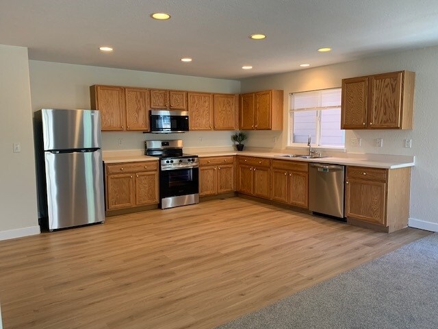 9985 Strathfield Ln in Littleton, CO - Building Photo - Building Photo