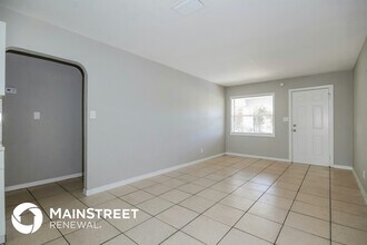 1817 E Knollwood St in Tampa, FL - Building Photo - Building Photo