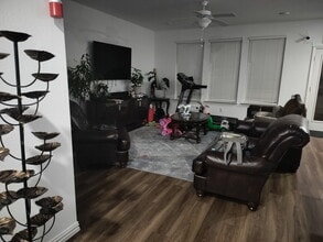 505 Virginia Way in Princeton, TX - Foto de edificio - Building Photo