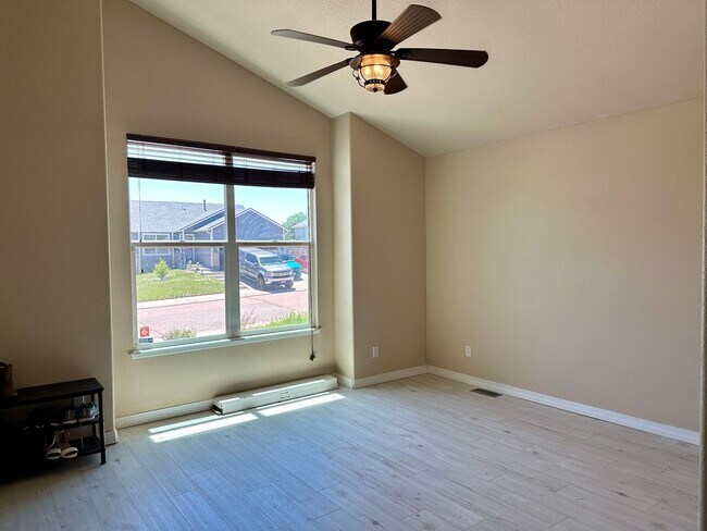 7336 Willowdale Dr in Fountain, CO - Building Photo - Building Photo