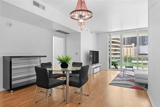 property at 950 Brickell Bay Dr