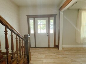 8402 Blue Ash Rd in Cincinnati, OH - Building Photo - Building Photo