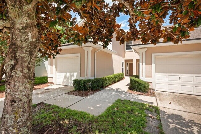 512 Southbranch Dr in Jacksonville, FL - Foto de edificio - Building Photo