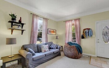 2302 Southern Ave in Baltimore, MD - Building Photo - Building Photo