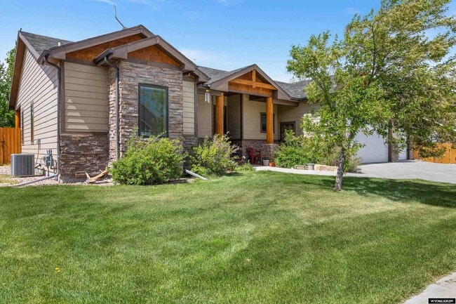 4548 Westcott Dr in Casper, WY - Building Photo - Building Photo