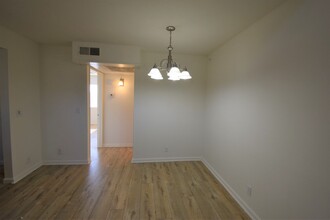 6401 Riverton Ave in North Hollywood, CA - Building Photo - Building Photo