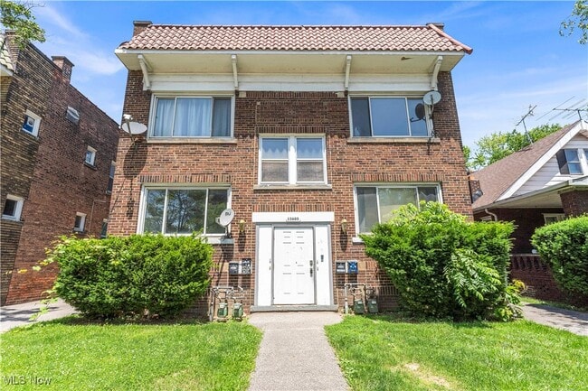 property at 13605 Othello Ave