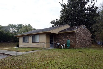 Shadow Ridge Retirement Center in Citronelle, AL - Building Photo - Building Photo