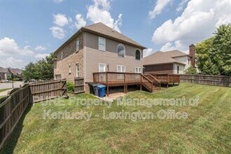 900 Hammock Oak Ln in Lexington, KY - Building Photo - Building Photo