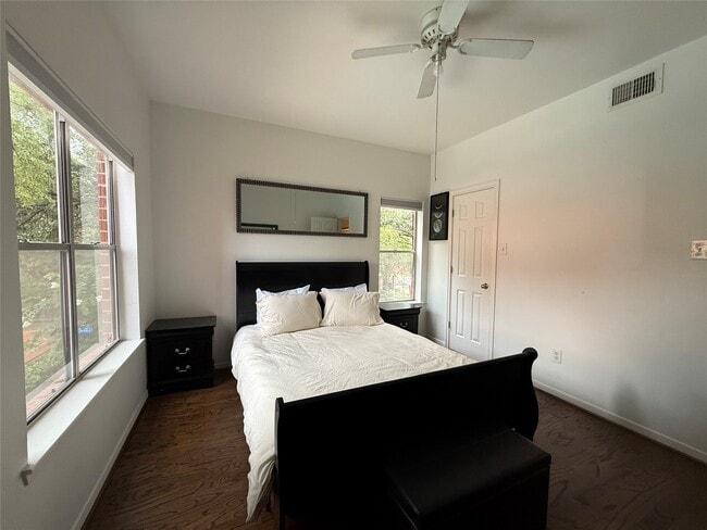 property at 4041 Drake St
