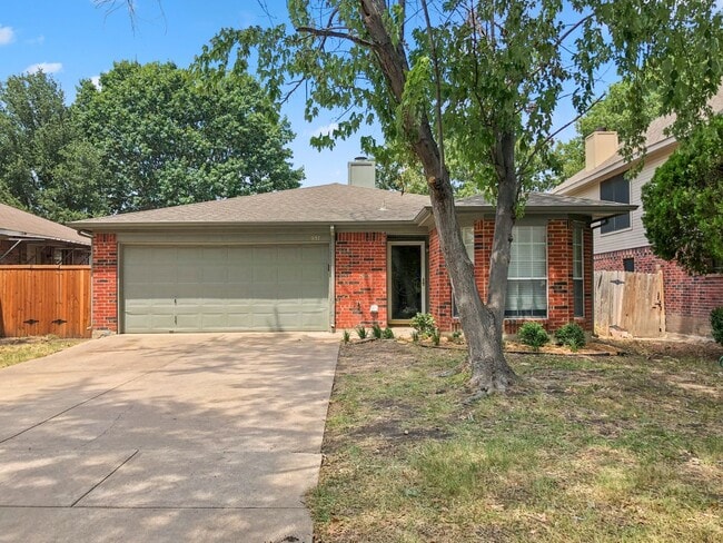 937 Ashmount Ln in Arlington, TX - Building Photo - Building Photo