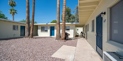 29 Palms Apartments in Tucson, AZ - Building Photo - Building Photo