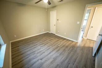 8407 Lenova Ln in Tallahassee, FL - Building Photo - Building Photo