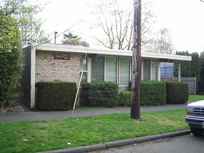 Mary Lou Apartments in Seattle, WA - Building Photo - Building Photo