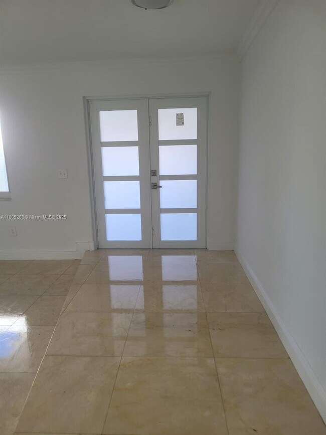 13254 SW 13th St in Miami, FL - Building Photo - Building Photo
