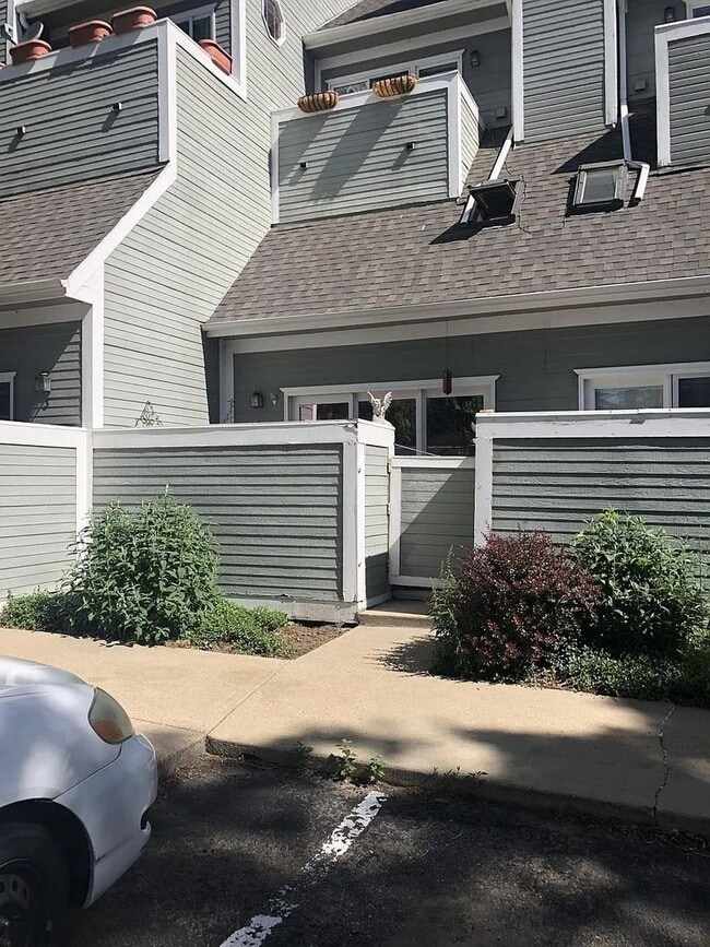 property at 1430 18th St