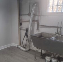 8916 S Cornell Ave in Chicago, IL - Building Photo - Building Photo