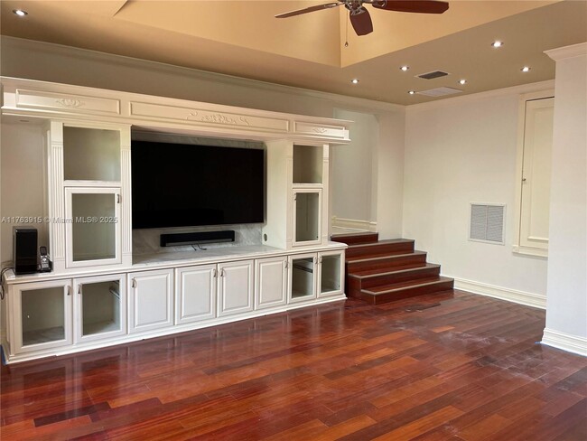 130XX Lerida St in Coral Gables, FL - Building Photo - Building Photo