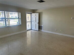 3001 Gulf Blvd in Belleair Beach, FL - Building Photo - Building Photo