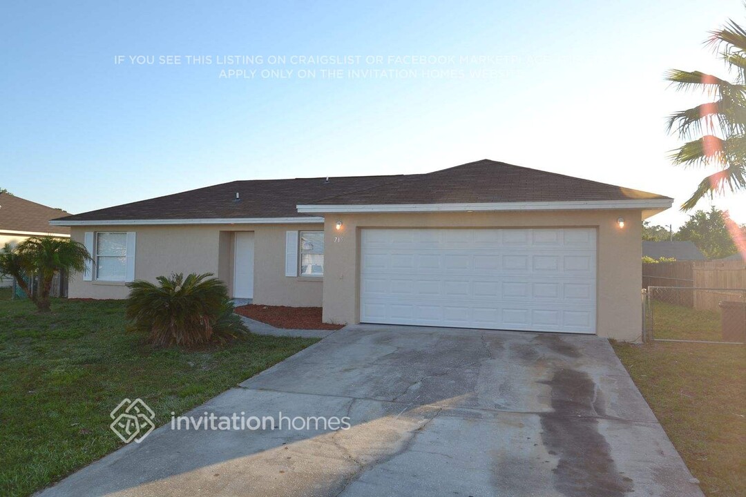 715 Del Ray Dr in Kissimmee, FL - Building Photo