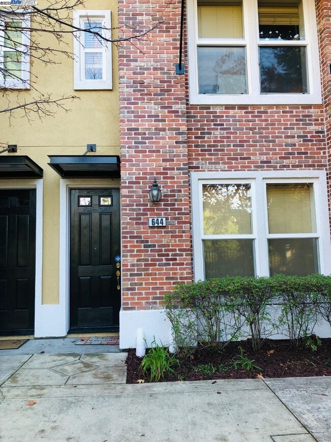 property at 644 Artisan Pl