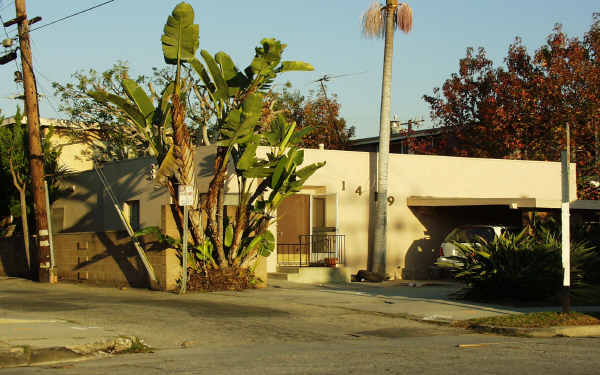 1419 Stanford St in Santa Monica, CA - Building Photo