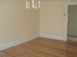 95 Boylston St in Brookline, MA - Building Photo - Building Photo
