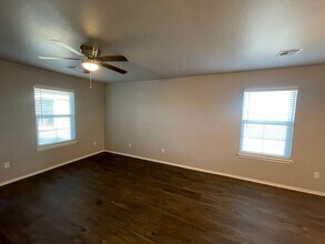 567 Walker in Newcastle, OK - Building Photo - Building Photo