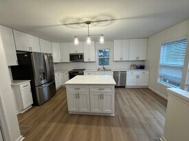 4485 Ocean View Ave in Virginia Beach, VA - Building Photo