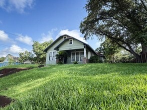 508 W Forrest St in Victoria, TX - Building Photo - Building Photo