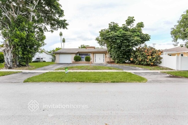 property at 5301 Polk St