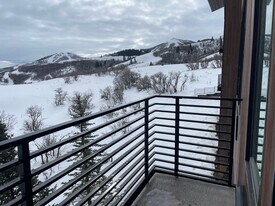 2303 Deer Hollow Rd in Park City, UT - Building Photo