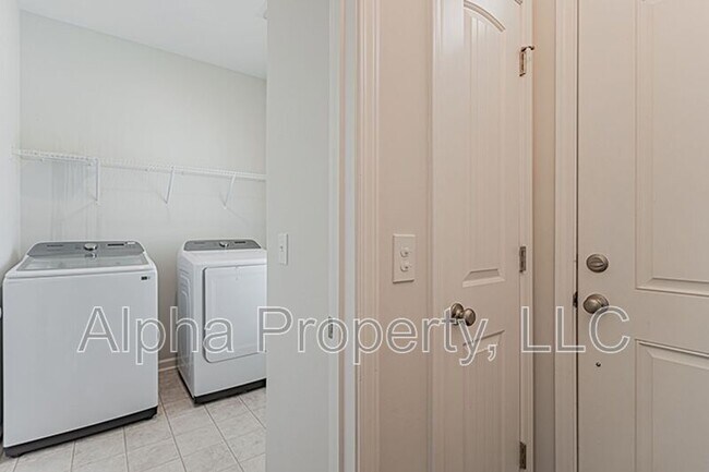 100 Pokeberry Wy in Greenville, SC - Building Photo - Building Photo