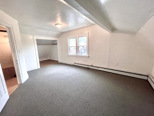 72 Sterling St, Unit 3 in Hartford, CT - Building Photo - Building Photo