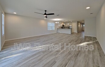 207 11th St S in Jacksonville Beach, FL - Building Photo - Building Photo