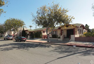 1802 Delaware Ave in Santa Monica, CA - Foto de edificio - Building Photo