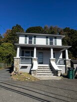 12 S Plank Rd, Unit 12 S Plank Road in Newburgh, NY - Building Photo