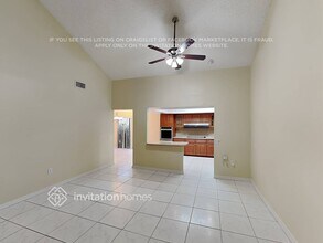 17334 NW 62nd Ct in Hialeah, FL - Building Photo - Building Photo