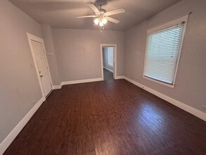 409 W Franklin St in Waxahachie, TX - Building Photo - Building Photo