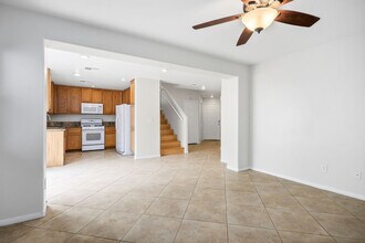 853 Blushing Rose Pl in Henderson, NV - Building Photo - Building Photo