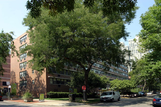 2300 N Commonwealth Ave in Chicago, IL - Building Photo - Building Photo