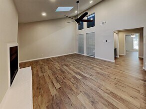 7525 Holly Hill Dr-Unit -40 in Dallas, TX - Building Photo - Building Photo